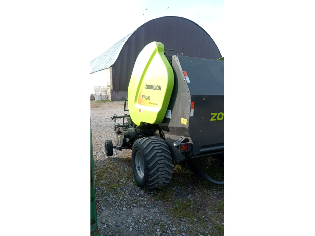 Пресс-подборщик ZOOMLION 9YY-2200 Пресс-подборщик ZOOMLION 9YY-2200