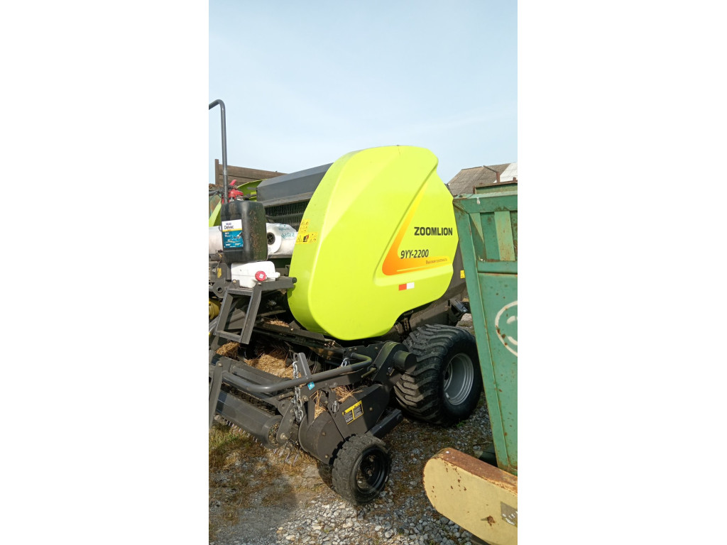 Пресс-подборщик ZOOMLION 9YY-2200 Пресс-подборщик ZOOMLION 9YY-2200
