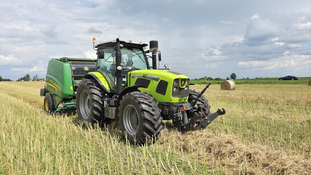 Прессование соломы с Zoomlion